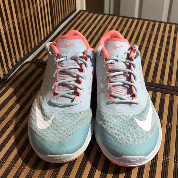 Nike Shoes - Nike FS Lite Run 4 Fitsole Blue/ Pink  EUC